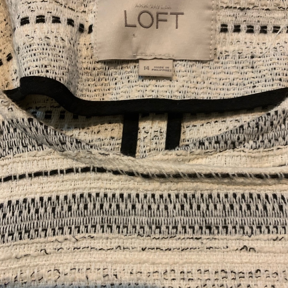 Chic work jacket!